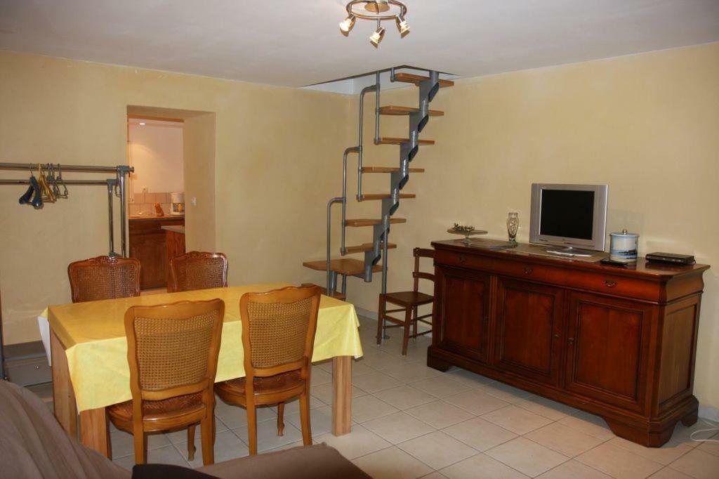 Les Jehans Chateauroux-les-Alpes Zewnętrze zdjęcie